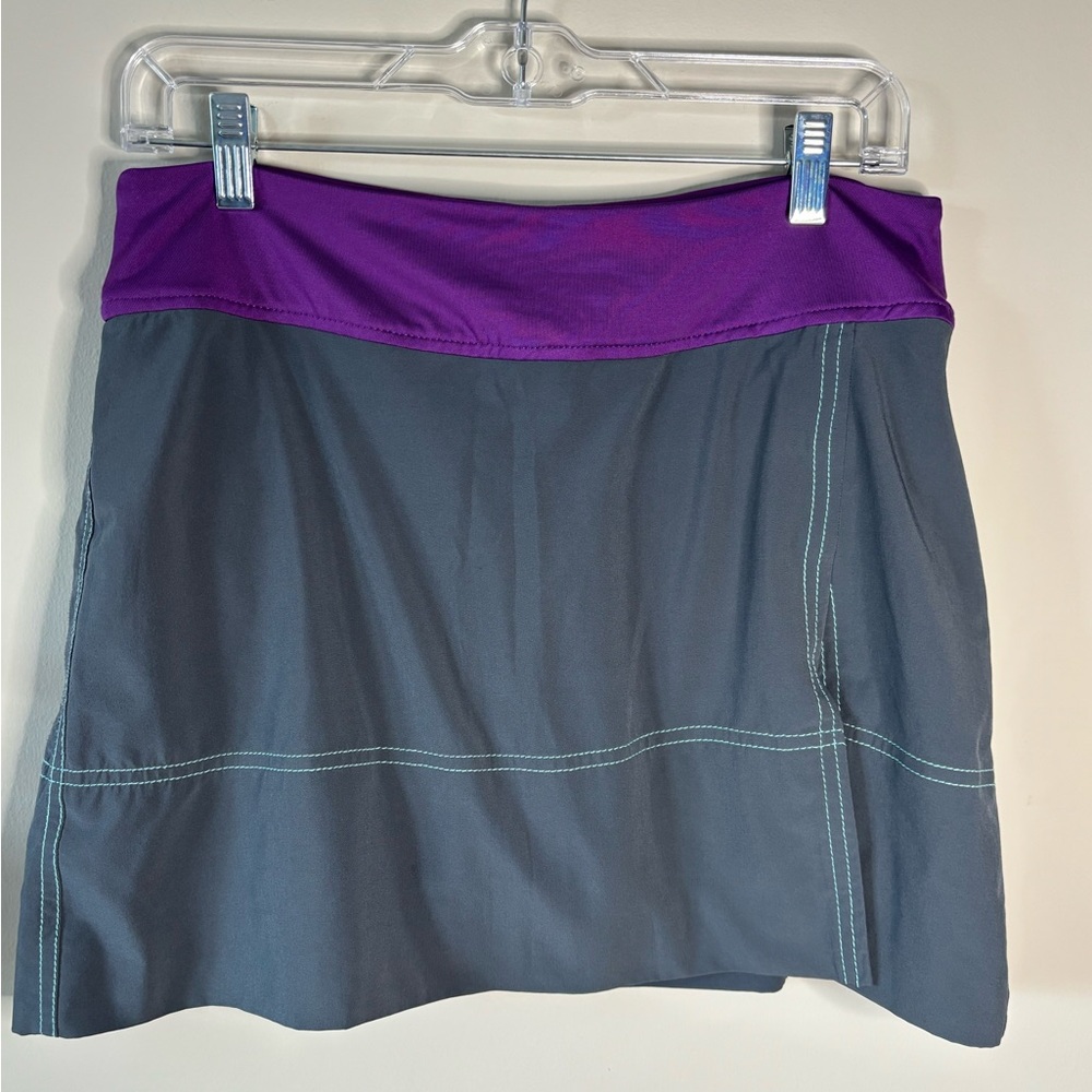 Title Nine skort athletic‎ shorts skirt lines size S good used condition